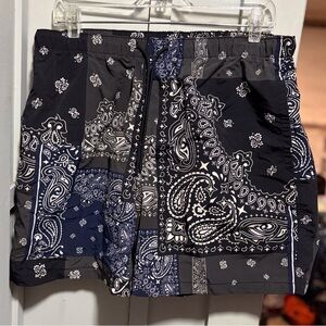 Mens LCKR shorts size L